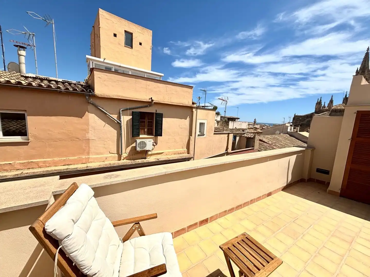 Flat for rent in Cort