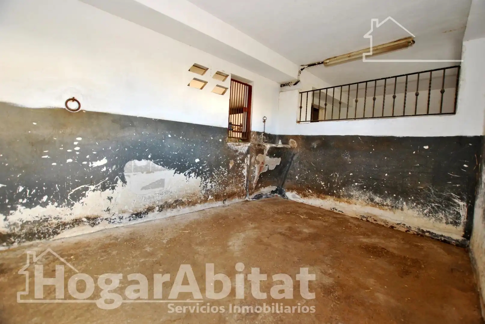 Casa o xalet en venda en Oliva amb Aire condicionat, Jardí privat i Terrassa