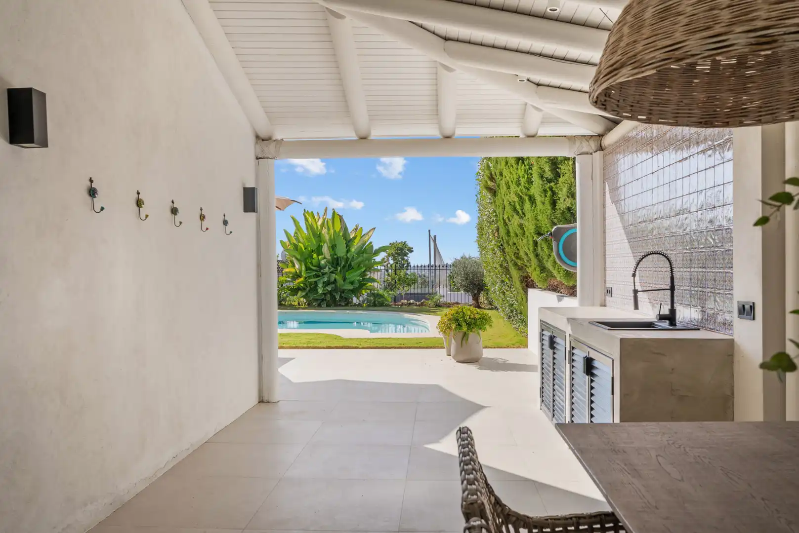 Villa mit Pool zum Verkauf in Nueva Andalucía, imagen 11