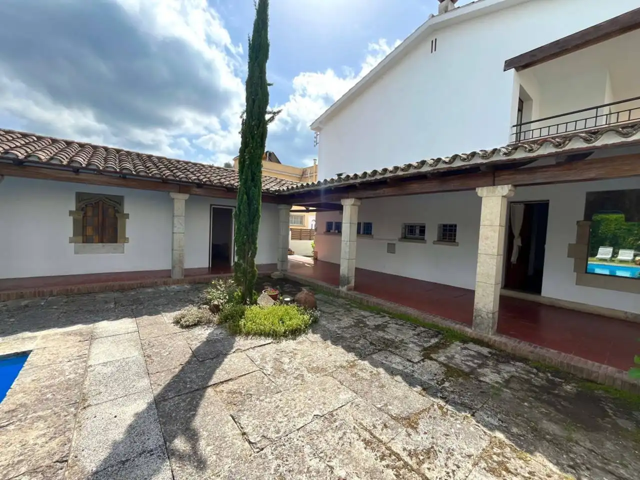 Exterior view of Houses for sale in Girona  with Air Conditioner, Heating and Private garden