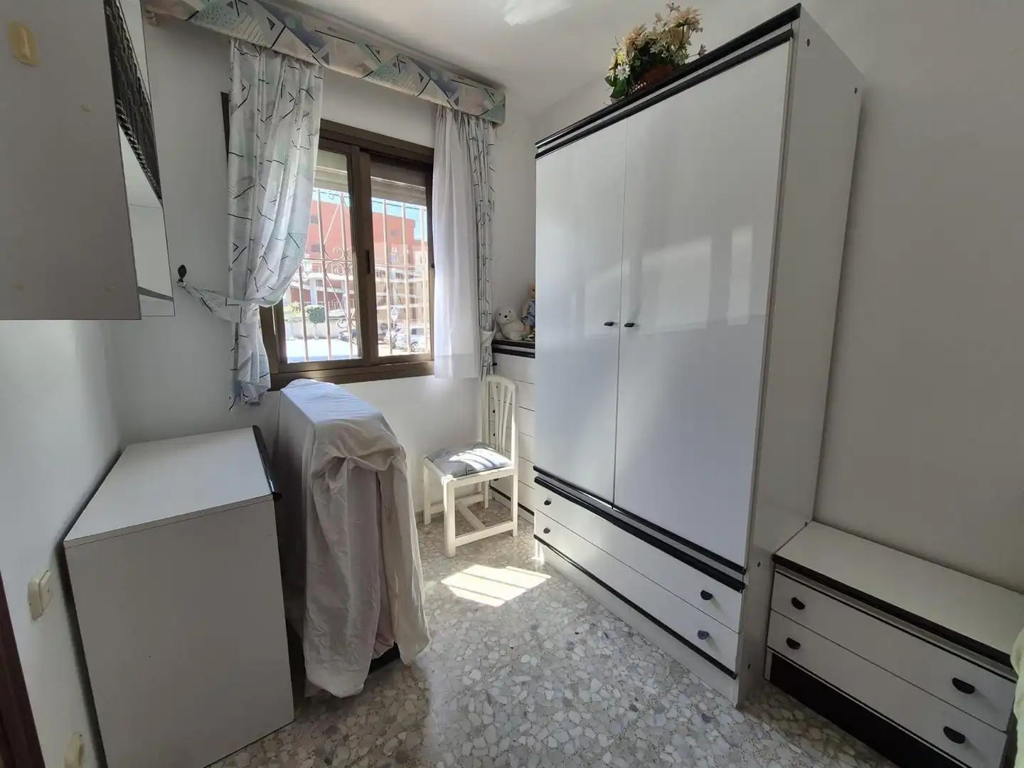 Dormitori de Apartament en venda en Estepona