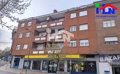 Exterior view of Flat for sale in Las Navas del Marqués   with Heating, Storage room and Balcony