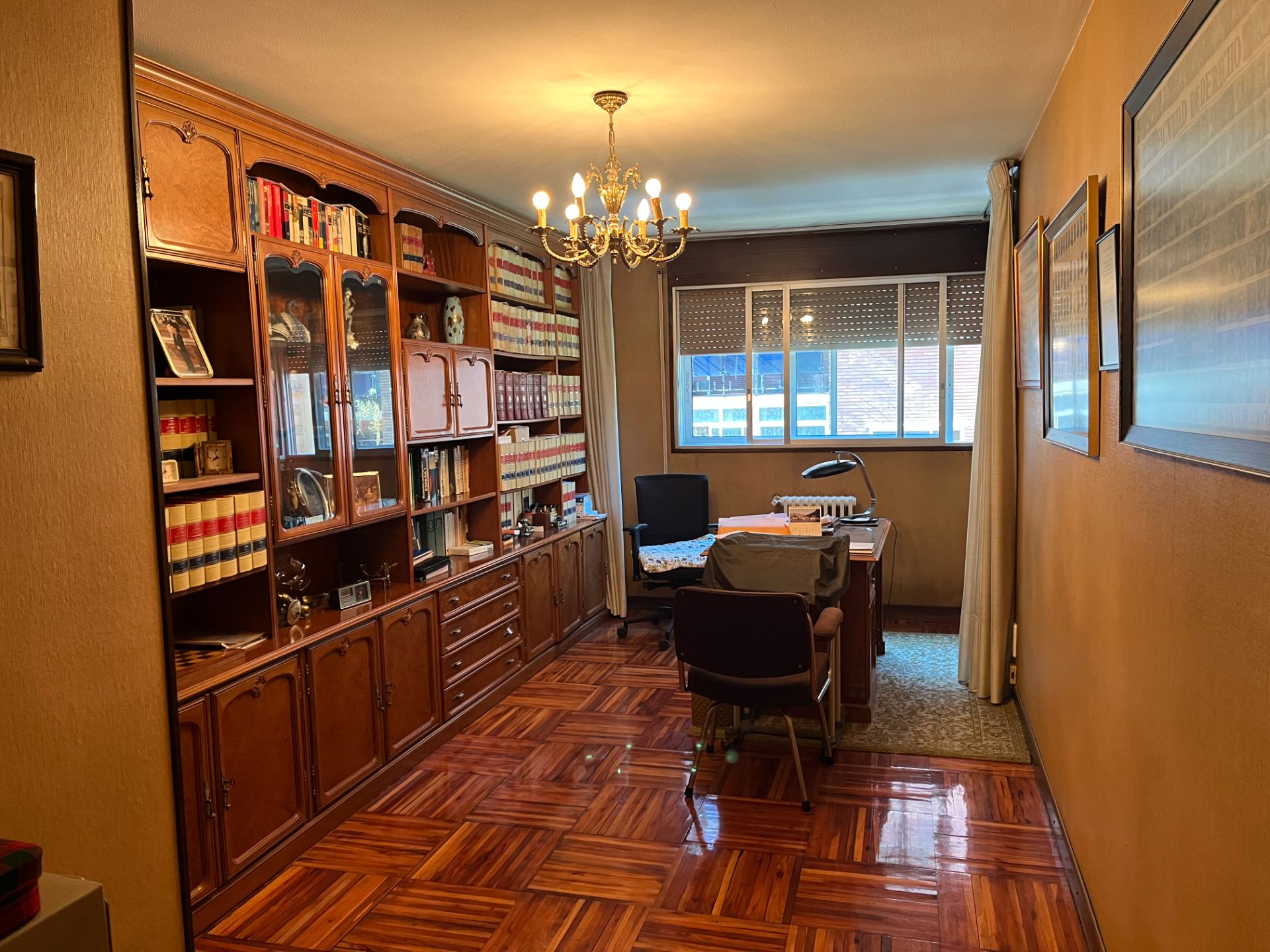 Flat for sale in Paseo Constitución - Las Damas, Centro