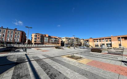 Vista exterior de Pis en venda en Getafe amb Aire condicionat, Parquet i Terrassa