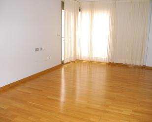 Living room of Flat to rent in  Murcia Capital  with Air Conditioner, Parquet flooring and Terrace