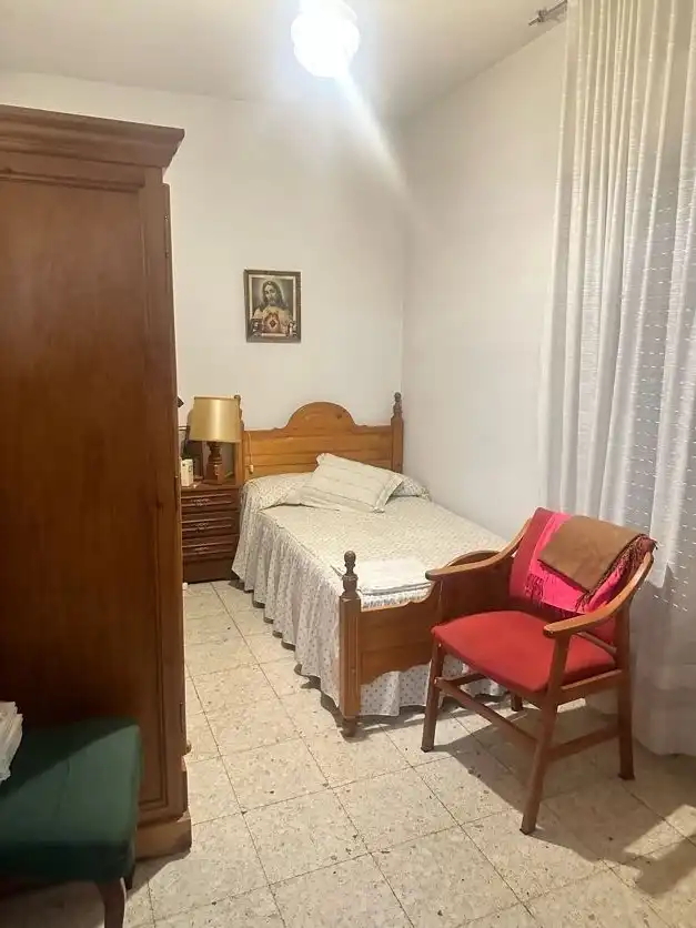 Habitación de Piso en venta en Ciudad Real con Calefacción y Balcón