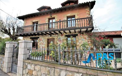 Exterior view of House or chalet for sale in Santander  with Heating, Private garden and Balcony