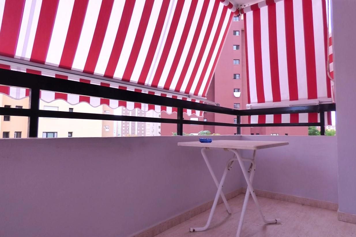 Terrassa de Pis en venda en Benidorm amb Terrassa, Piscina i Moblat