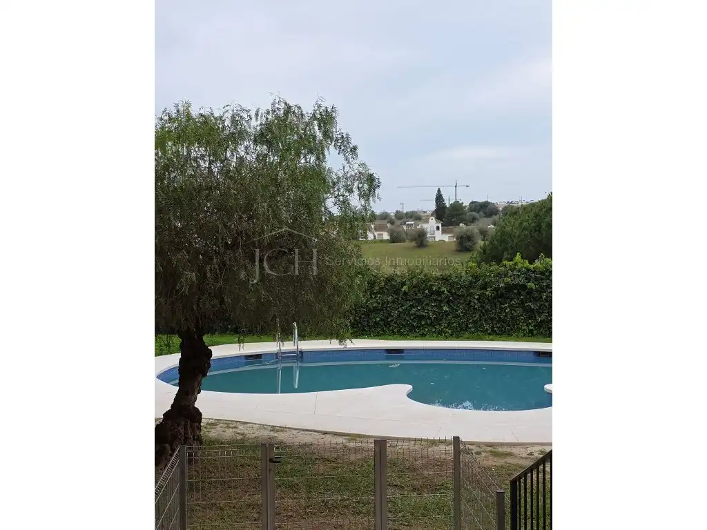 Piscina de Pis en venda en Mijas amb Moblat i Forn