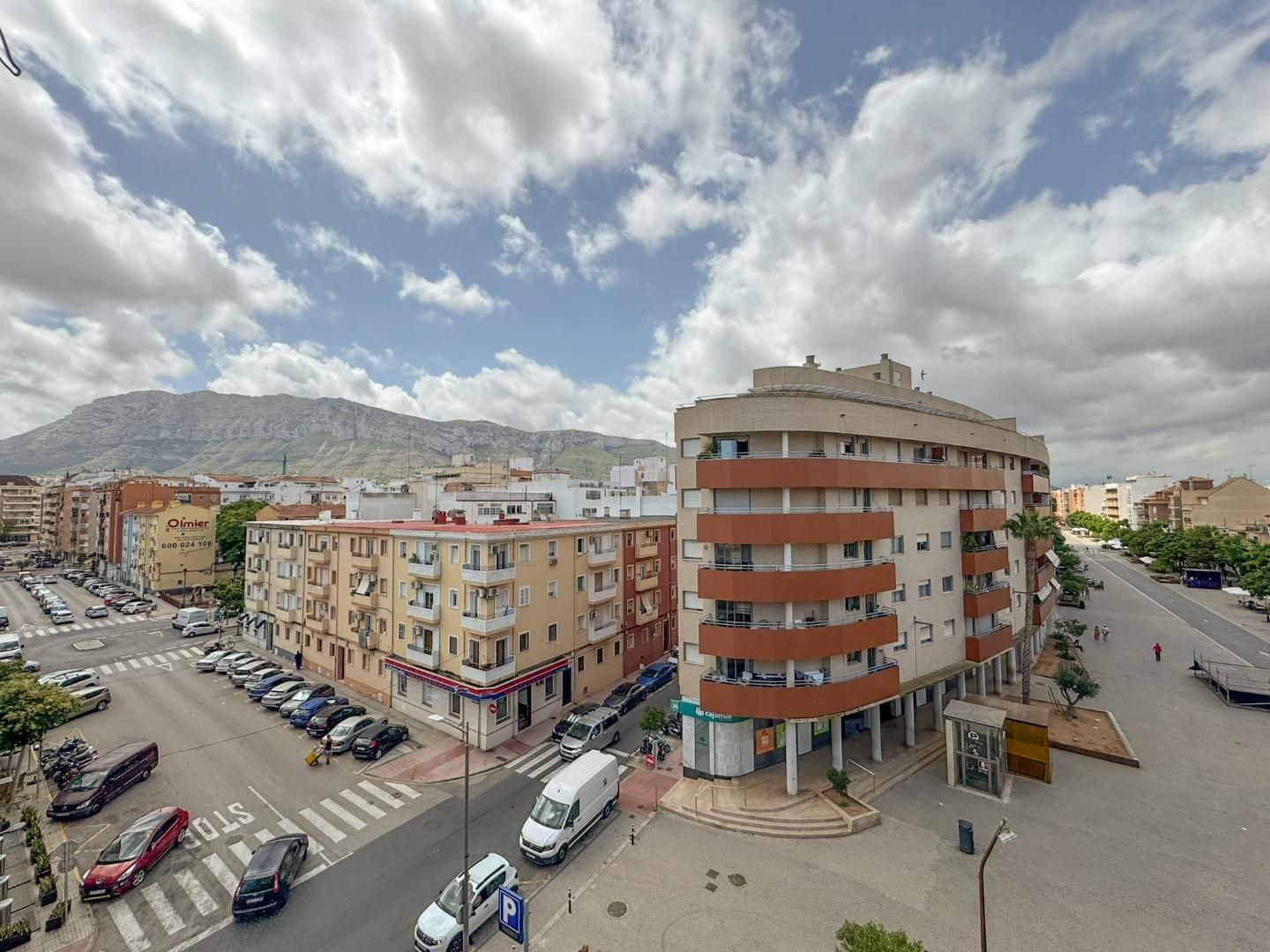 Vista exterior de Apartamento en venta en Dénia con Terraza