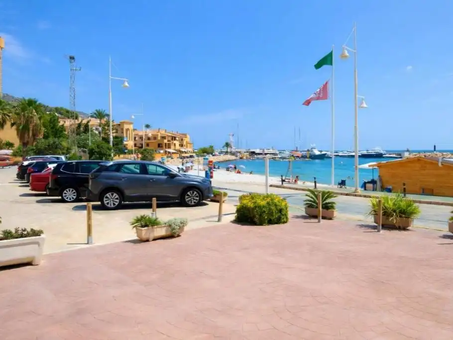 Parking of Flat for rent in Altea  with Air Conditioner, Terrace and Balcony