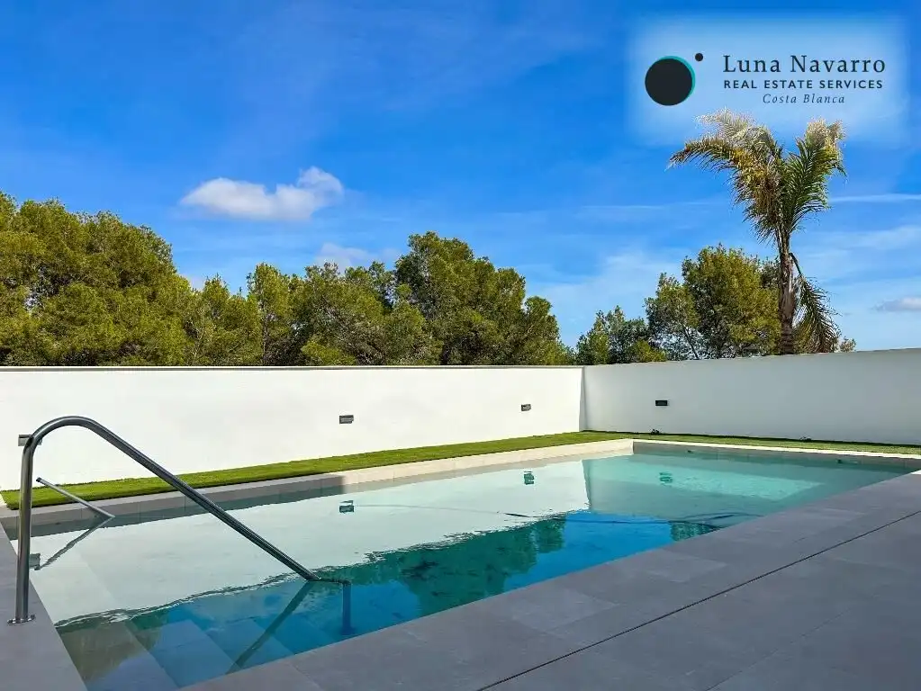 Casa o chalet en venta en Calle Belice, Coloma