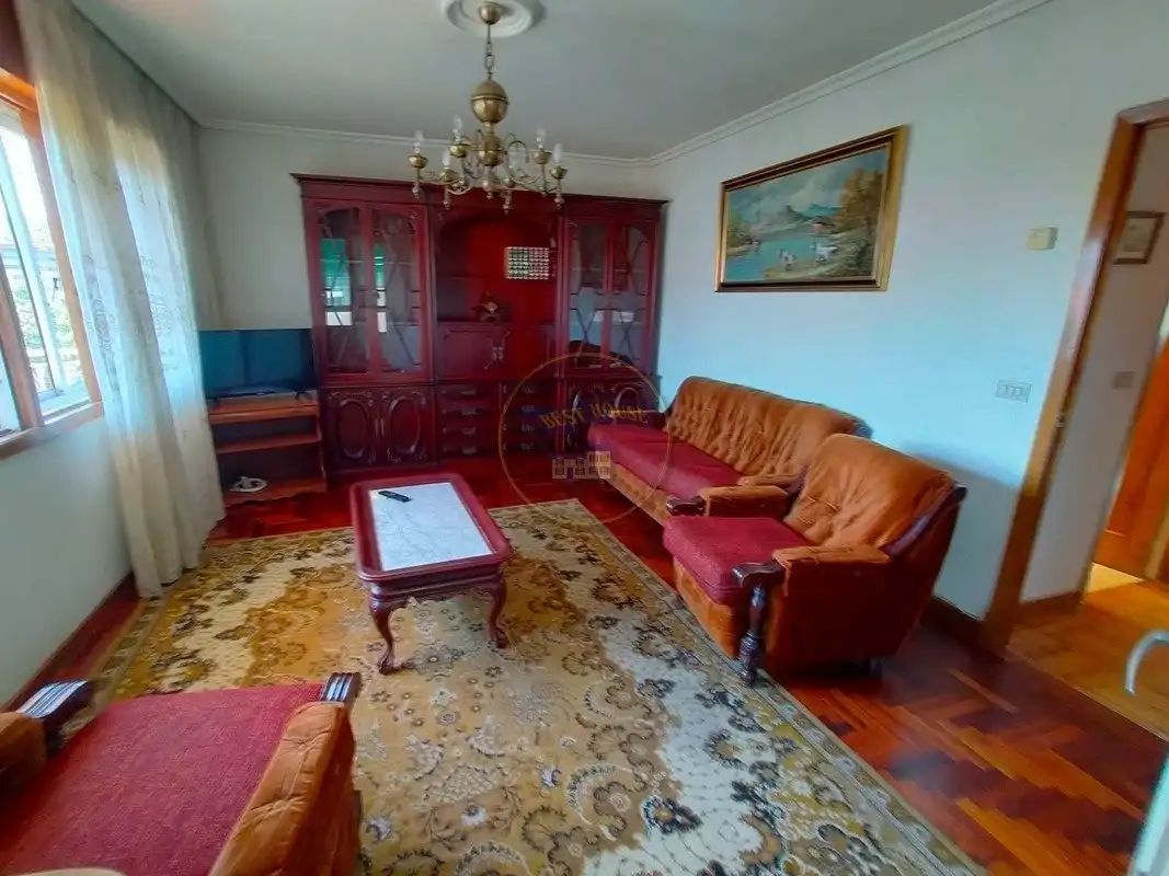 Living room of Flat for rent in Vigo   with Heating, Parquet flooring and Terrace