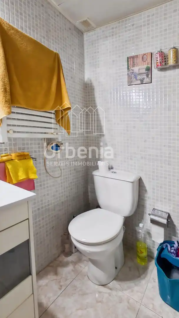Bany de Pis en venda en Calella amb Aire condicionat, Calefacció i Terrassa