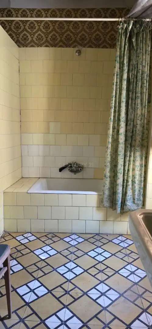 Bathroom of Houses for sale in Tirgo