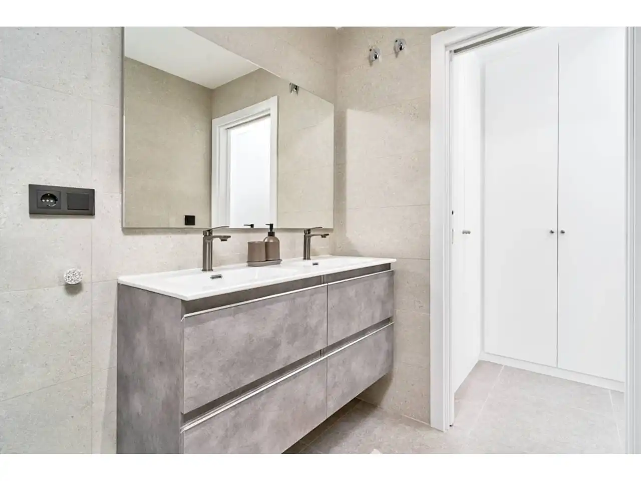 Badezimmer von Wohnung zum Verkauf in Torrox mit Terrasse, Abstellraum und Alarm