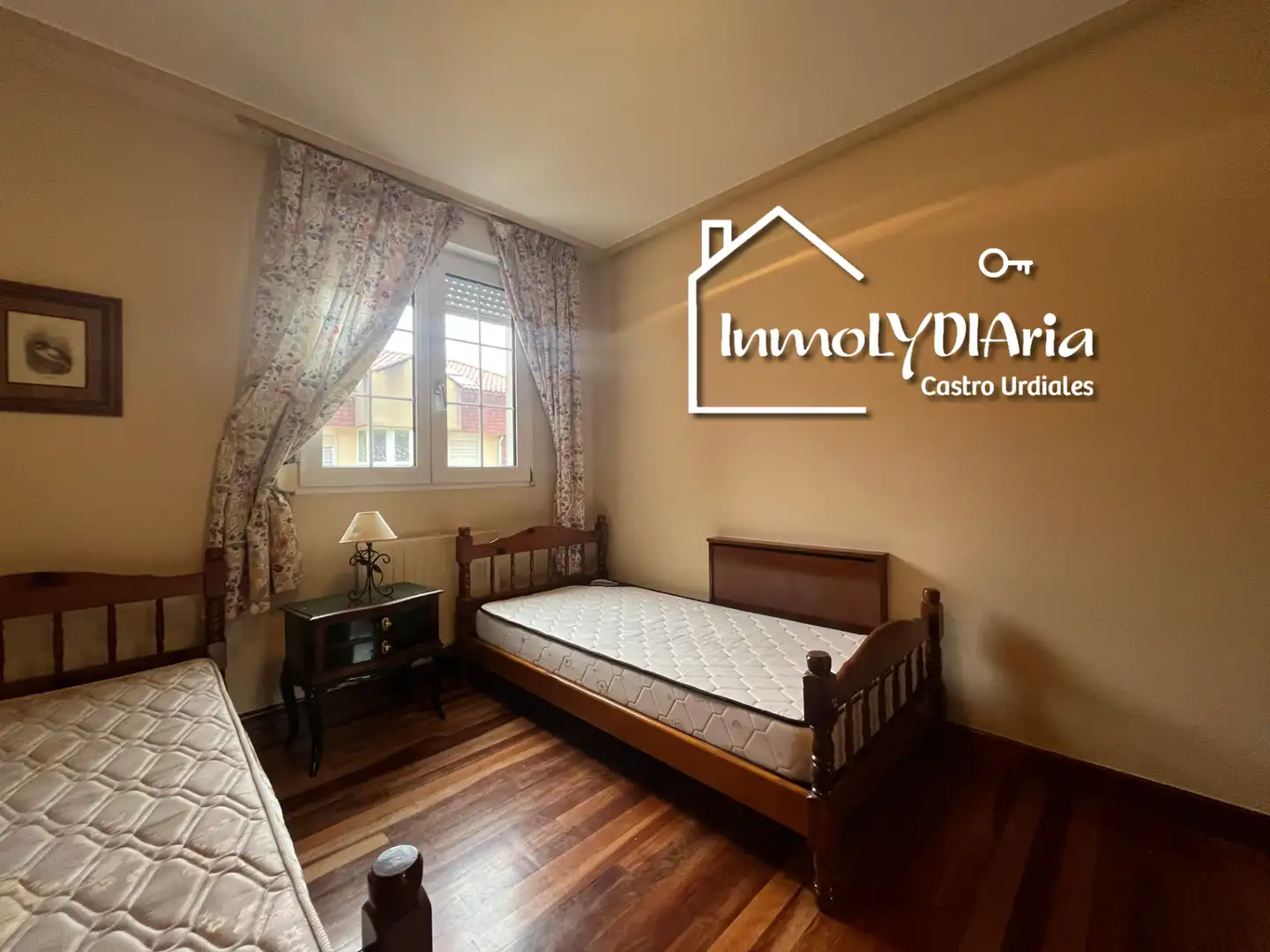 Bedroom of Flat for sale in Castro-Urdiales  with Heating, Parquet flooring and Terrace
