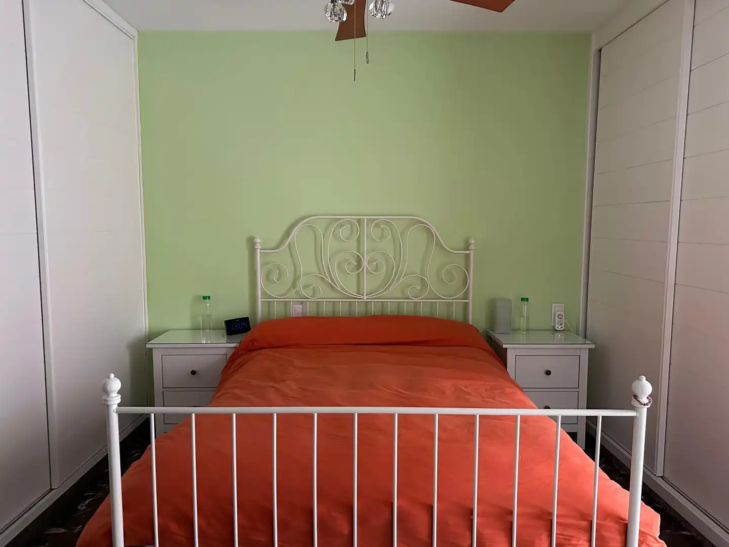 Schlafzimmer von Wohnung zum Verkauf in Córdoba mit Klimaanlage, Heizung und Privatgarten
