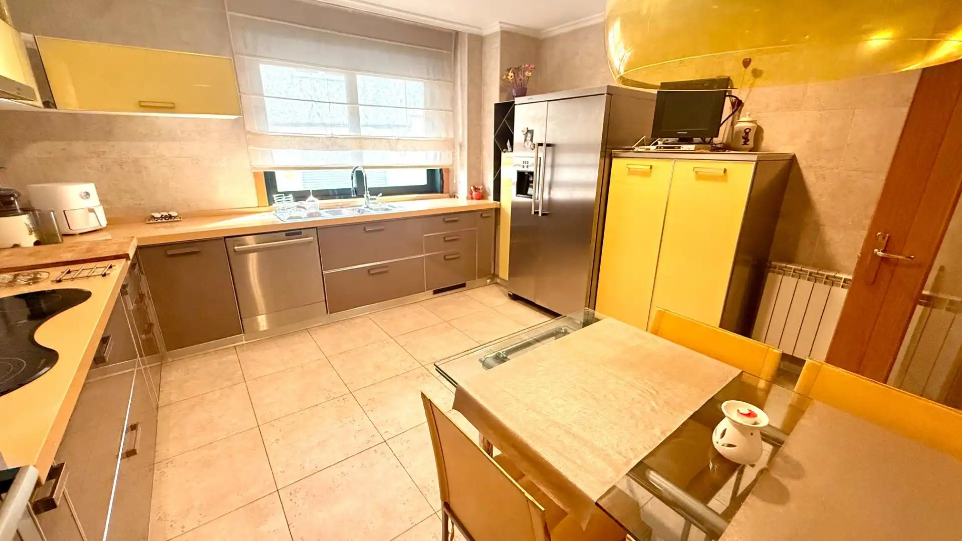 Kitchen of Duplexes for sale in Ourense Capital   with Heating, Storage room and Furnished