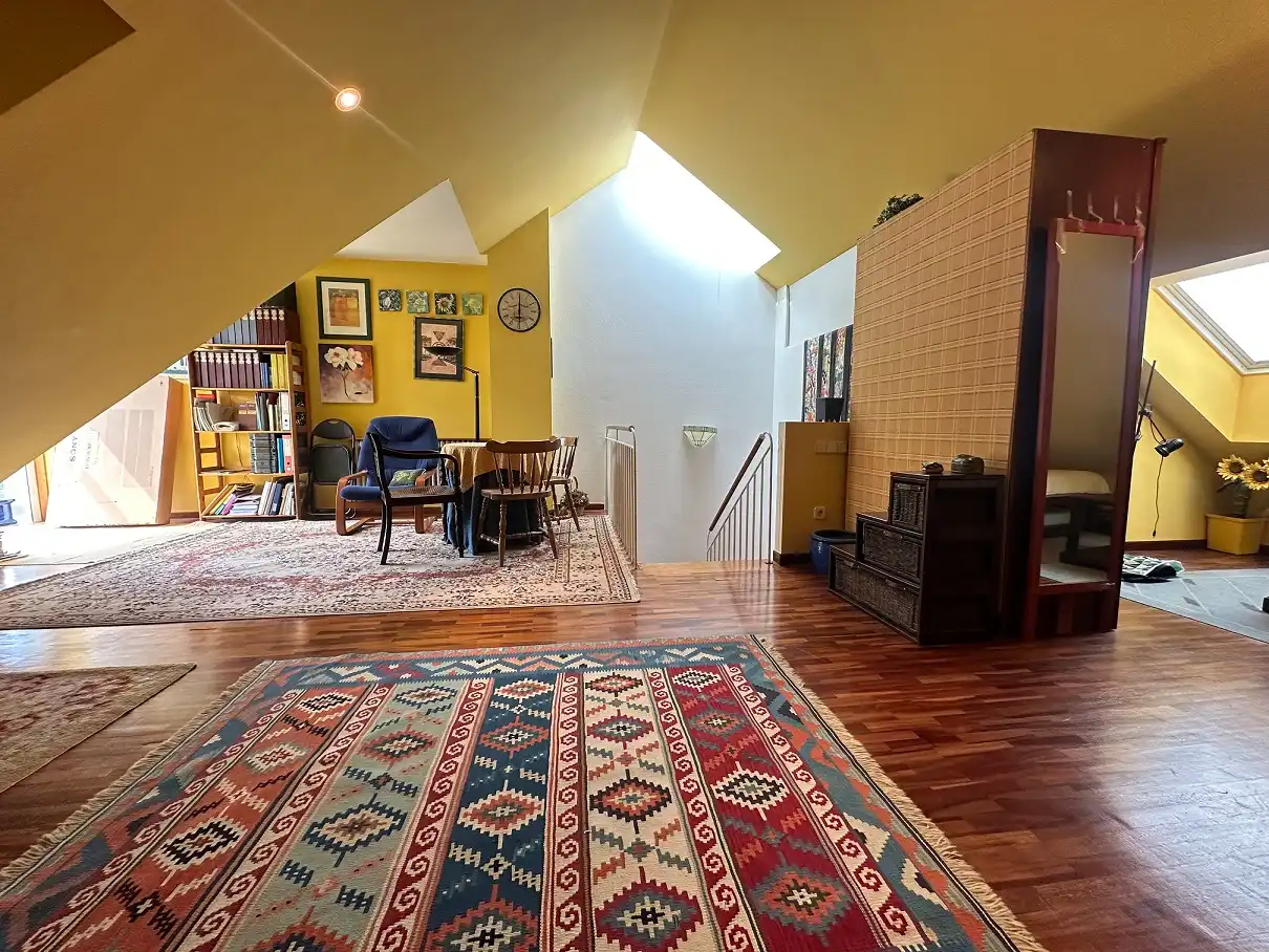 Casa o chalet en venta en Santiago de Compostela  con Calefacción, Jardín privado y Parquet