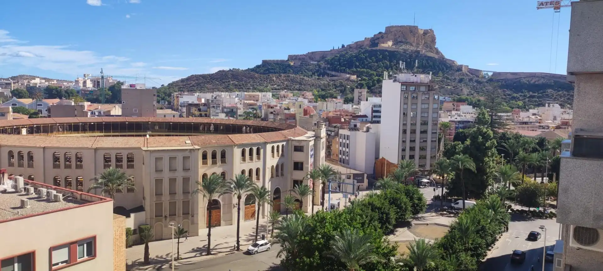Außenansicht von Wohnungen zum Verkauf in Alicante / Alacant mit Klimaanlage, Heizung und Terrasse