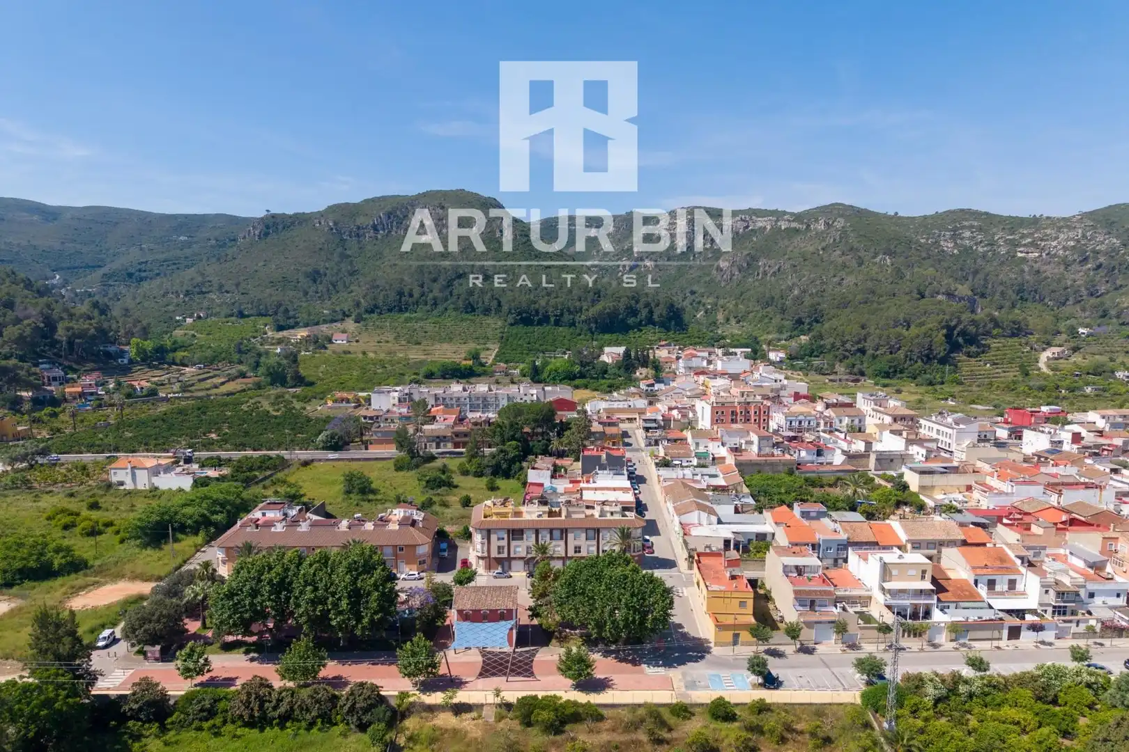 Vista exterior de Casa adosada en venta en Alzira con Aire acondicionado, Calefacción y Terraza