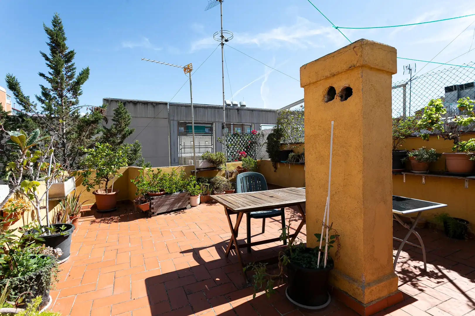 Terrasse von Wohnung zum Verkauf in Barcelona mit Klimaanlage, Heizung und Balkon