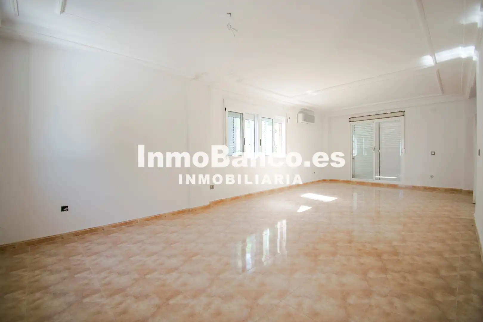 Sala de estar de Casa o chalet en venta en Chiva con Jardín privado, Terraza y Trastero
