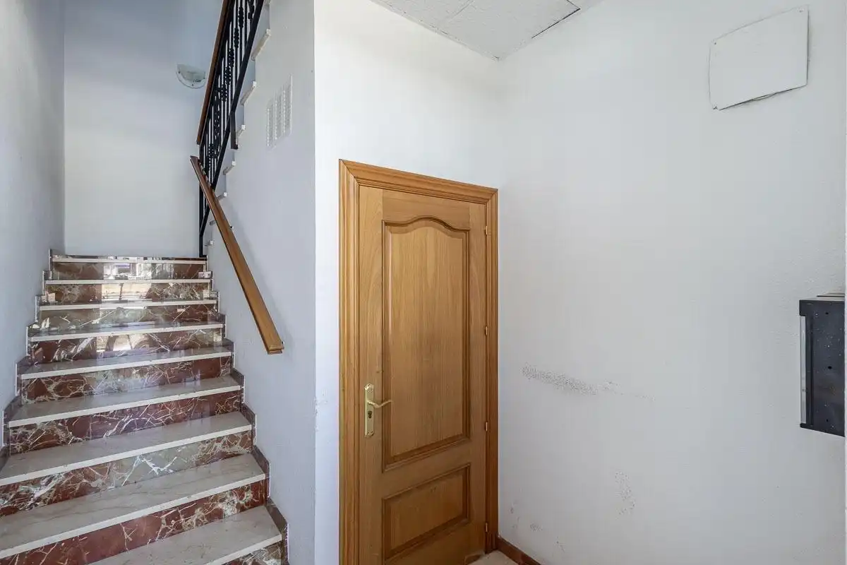 Office for rent in Granada  with Heating