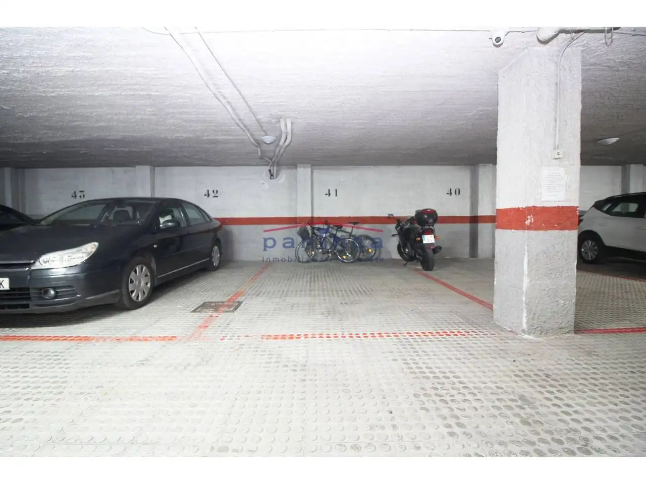 Aparcament de Àtic en venda en Rincón de la Victoria amb Terrassa