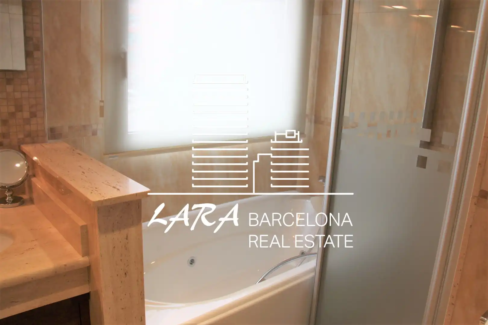 Vista exterior de Casa o chalet de alquiler con opción a compra en Viladecans con Aire acondicionado, Calefacción y Jardín privado