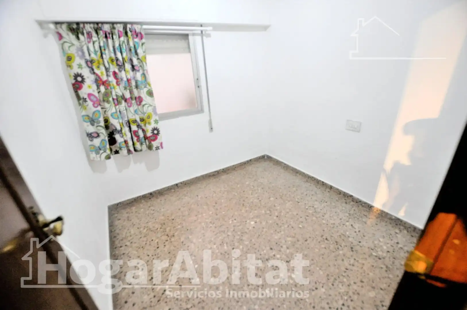 Schlafzimmer von Wohnung zum Verkauf in Valencia mit Klimaanlage, Heizung und Terrasse