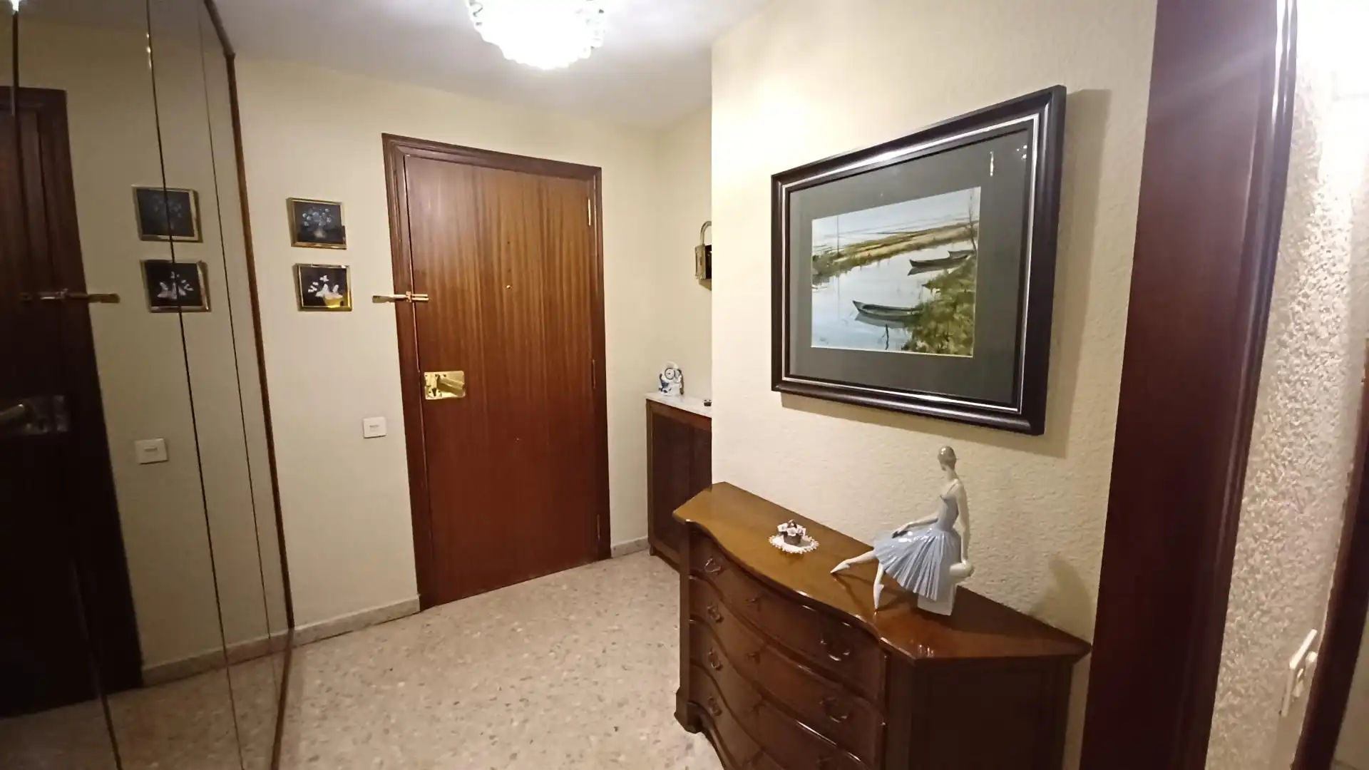 Piso en venta en Valencia con Aire acondicionado, Calefacción y Trastero