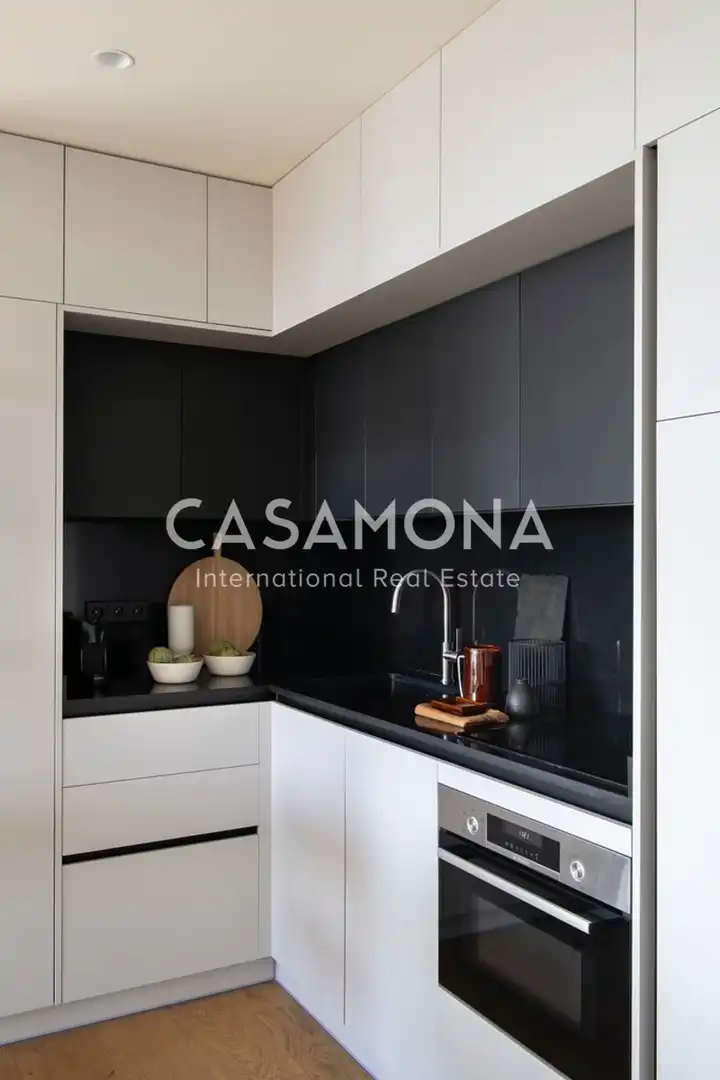 Cocina de Apartamento de alquiler en Barcelona con Aire acondicionado, Terraza y Internet