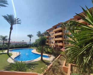 Vista exterior de Apartament en venda en Manilva amb Aire condicionat, Calefacció i Jardí privat