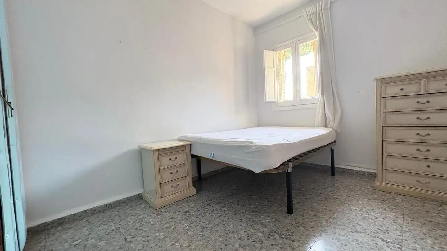 Wohnung zur Miete in Calle Ronda Ancha, Pryconsa - Juan de Austria