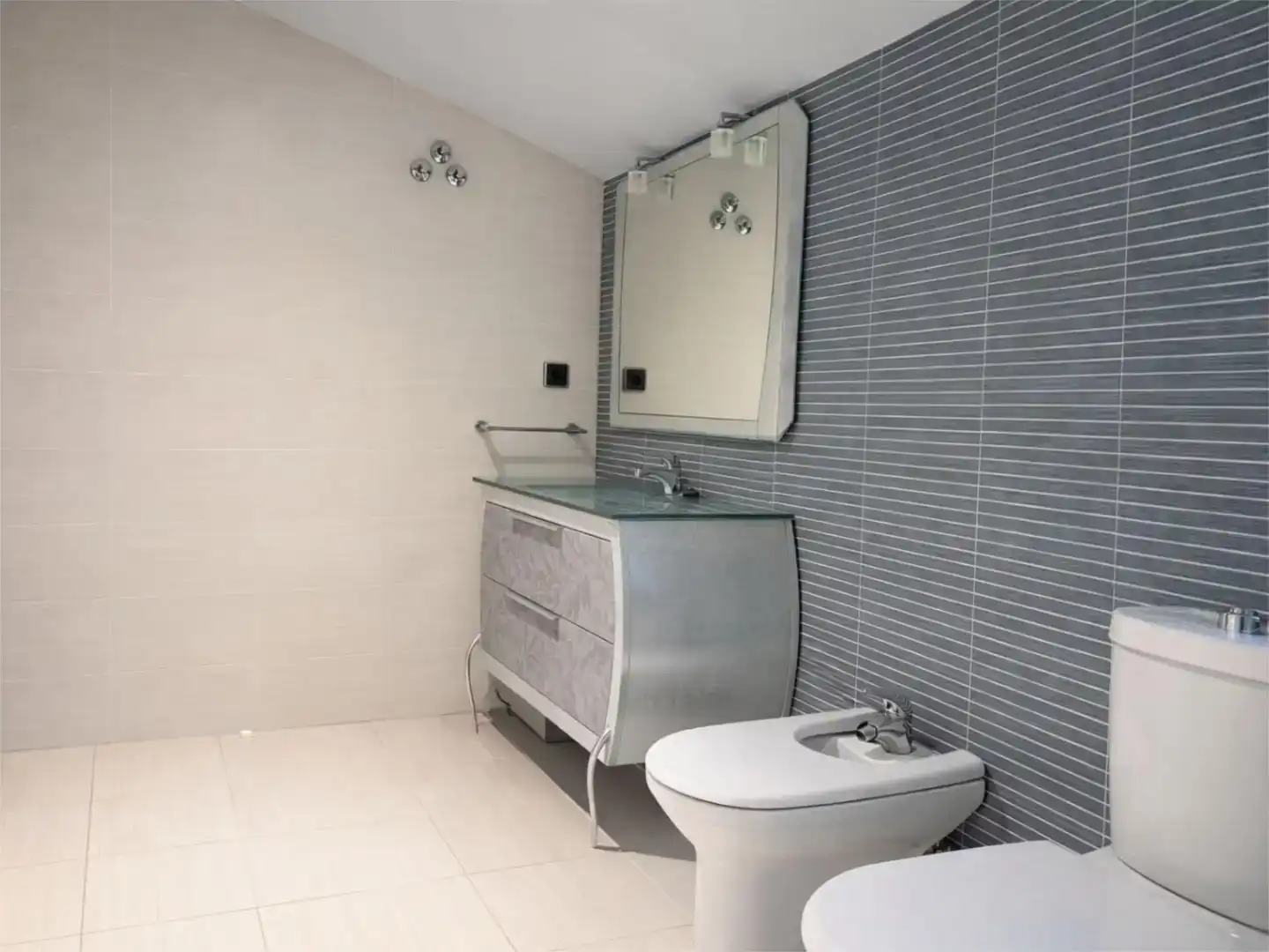 Bany de Casa o xalet en venda en  Murcia Capital amb Piscina