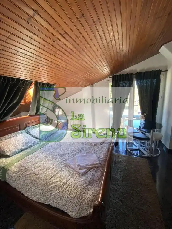 Vista exterior de Casa o chalet en venta en Castro-Urdiales con Calefacción, Jardín privado y Terraza