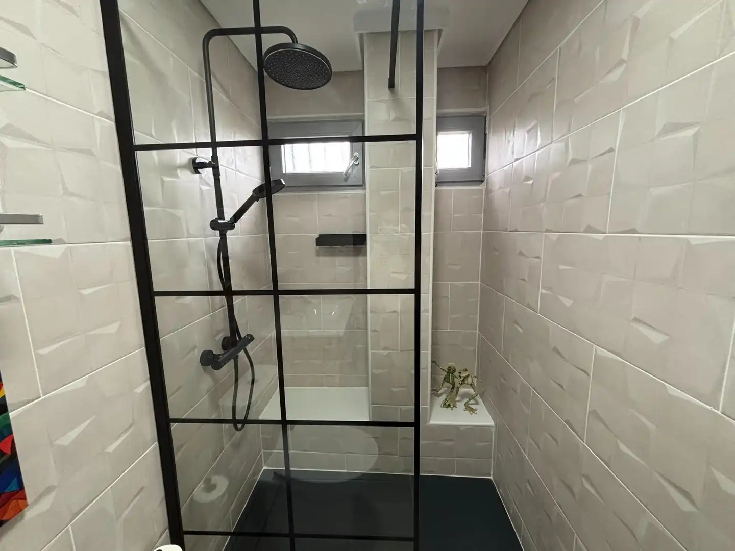 Bany de Casa o xalet en venda en Petrer amb Aire condicionat, Terrassa i Piscina