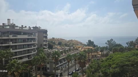 Foto 4 de Casa adosada en venda a Zona Centro Comercial Torrequebrada, Málaga