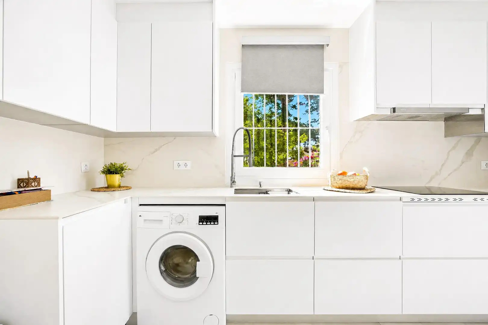 Kitchen of Houses for sale in Chiclana de la Frontera  with Heating, Private garden and Terrace