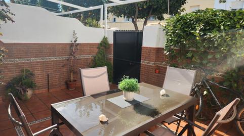 Foto 2 de Casa adosada en venta en Calle Magallanes, La Casería - San Carlos, San Fernando