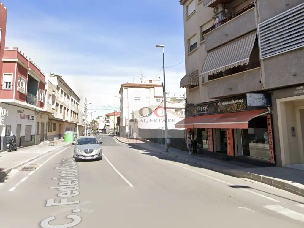 Vista exterior de Piso en venta en Murcia
