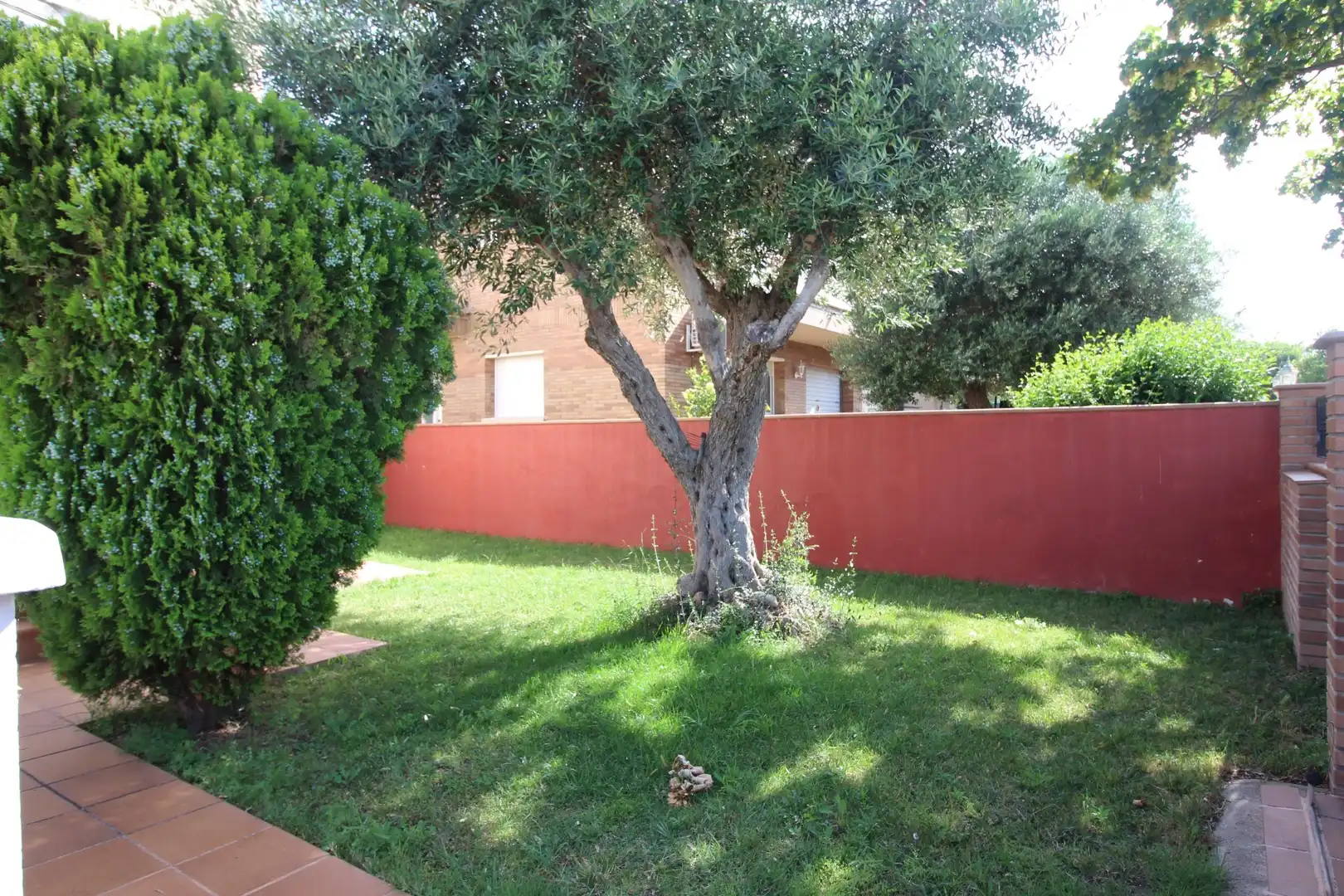 Garden of Houses for sale in Figueres  with Heating
