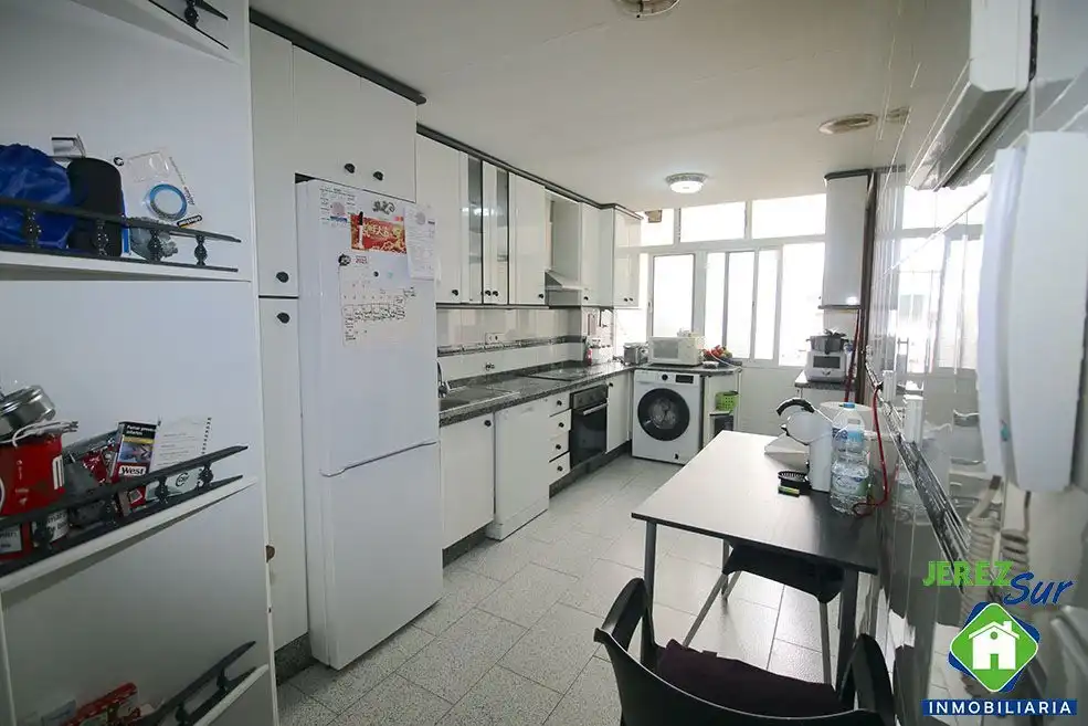 Kitchen of Flat for sale in Jerez de la Frontera  with Air Conditioner, Heating and Terrace