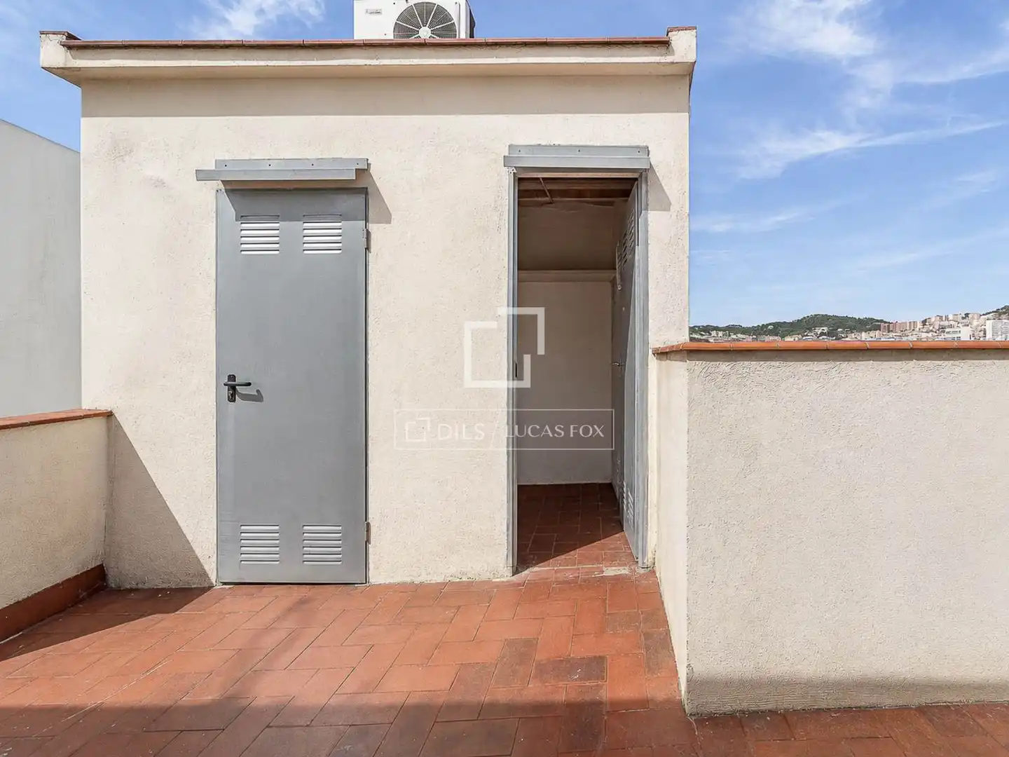 Balcony of Attic for sale in Barcelona  with Air Conditioner, Heating and Terrace