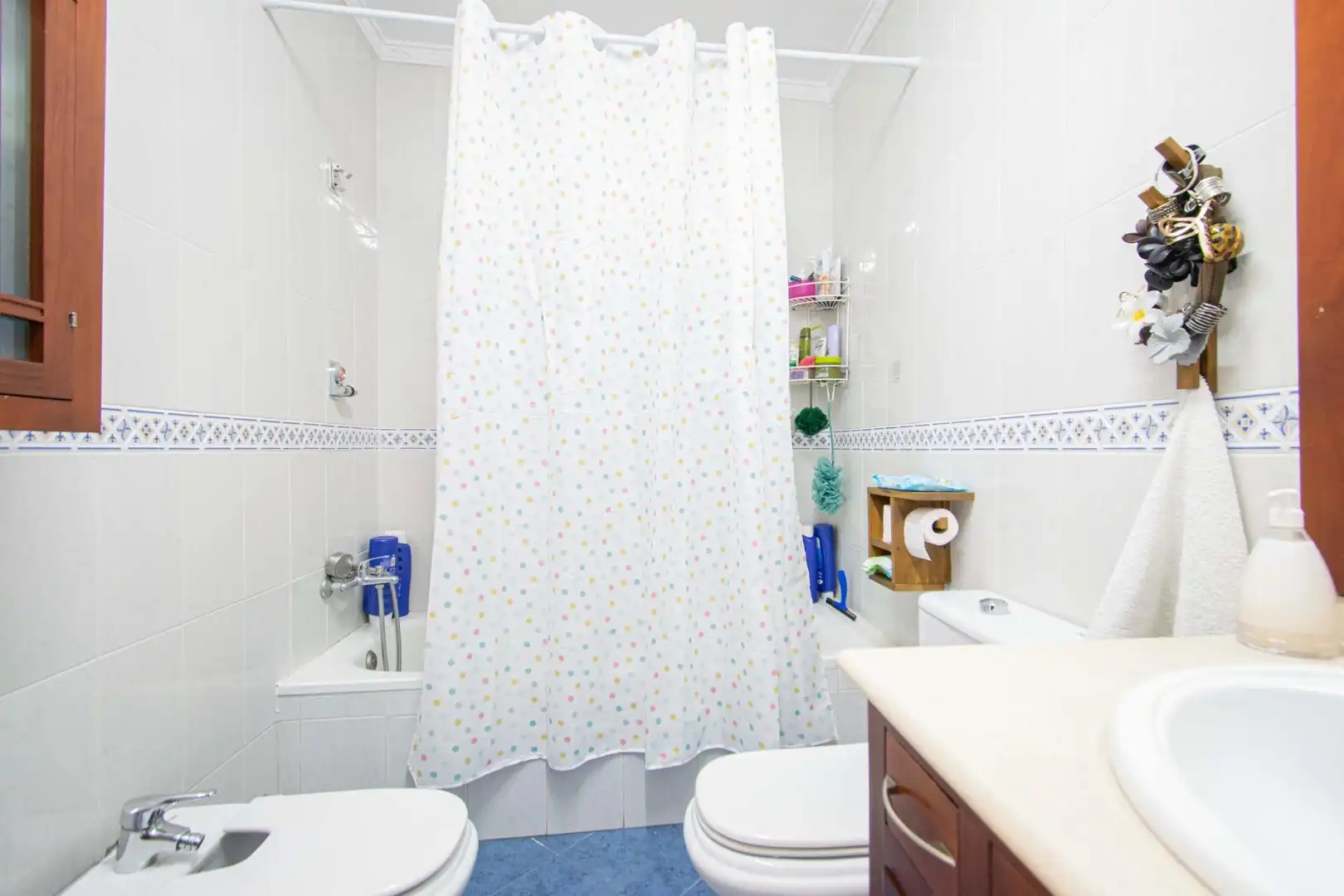 Baño de Planta baja en venta en Gelves con Aire acondicionado