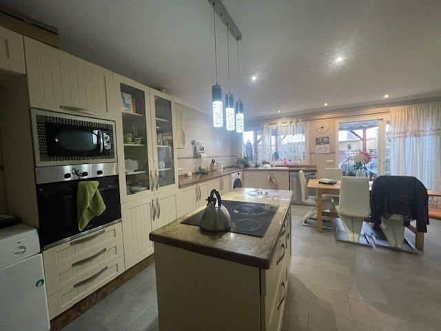 Kitchen of Single-family semi-detached for sale in Algeciras  with Air Conditioner, Heating and Parquet flooring