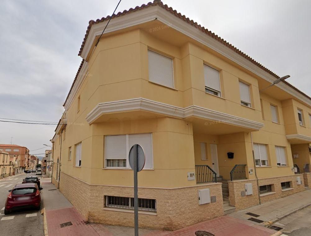 Vista exterior de Casa adosada en venta en Almansa con Calefacción y Trastero