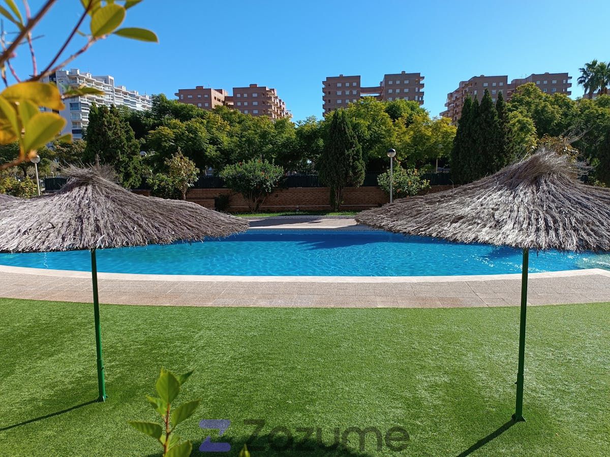 Piscina de Pis de lloguer en Oropesa del Mar / Orpesa amb Aire condicionat, Jardí privat i Terrassa